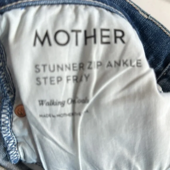 Mother Stunner Zip Ankle Step Fray in Walking on Clouds - Picture 5 of 7